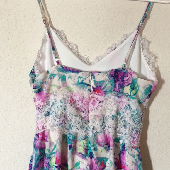 Forever 21 Eyelash Lace Floral Romper - Picture 5 of 6